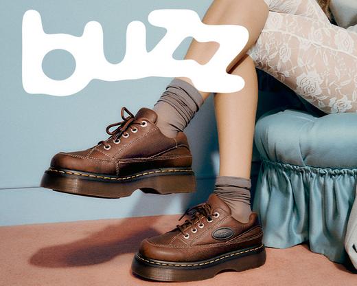 Close up of the Buzz grizzly leather shoe