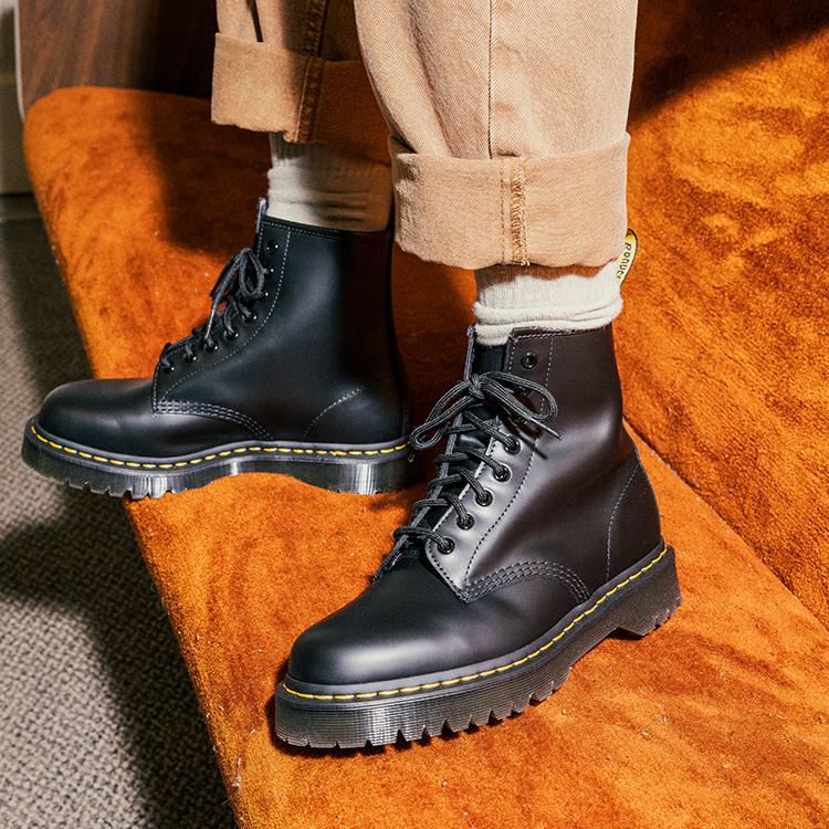 Doc martens outfit men online