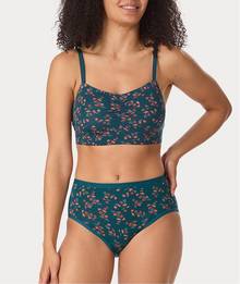 Floral patterned bra and underwear