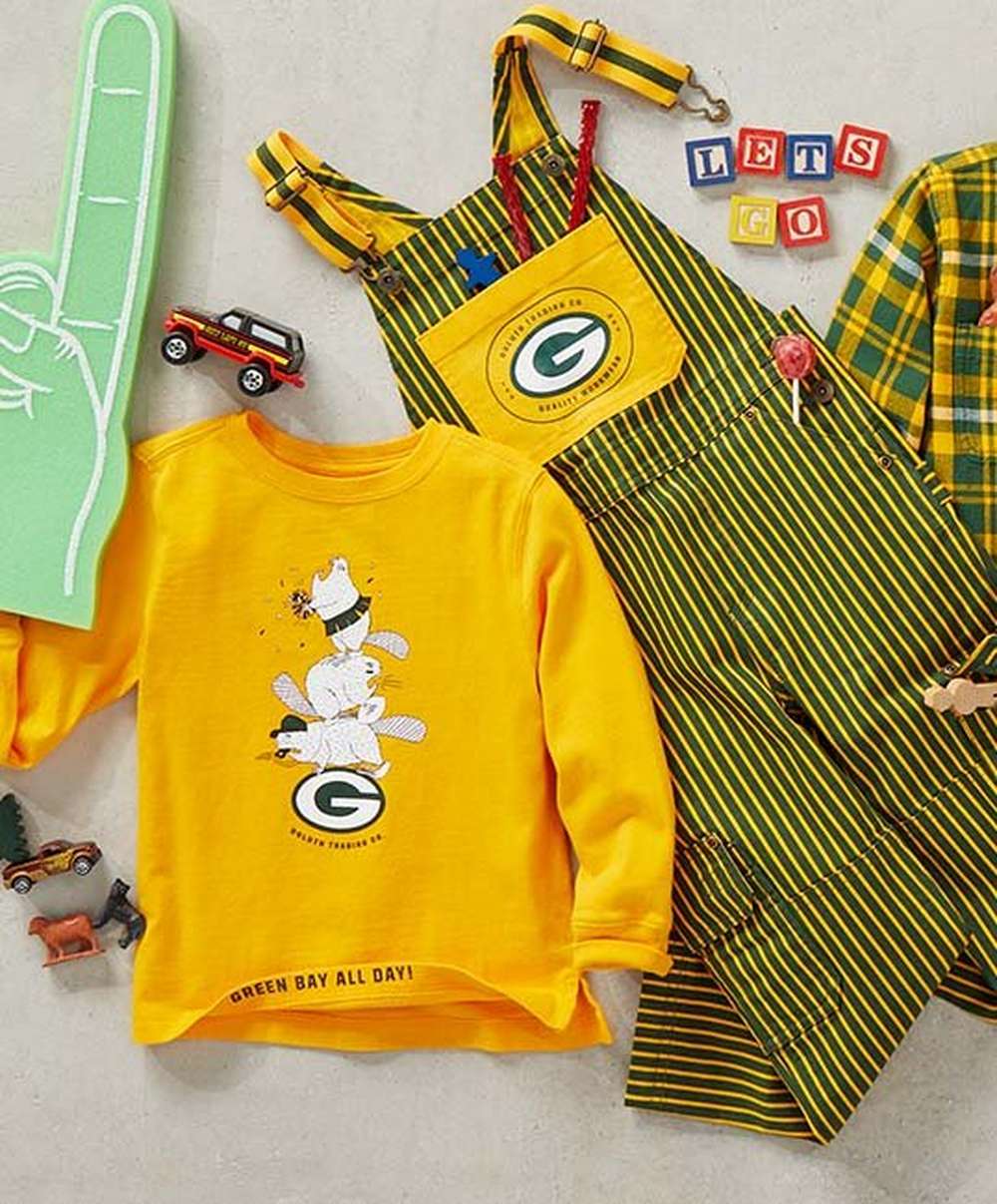 Assortment of kid's Packers branded clothing