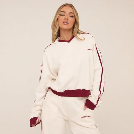 Long Sleeve V Neck Contrast Burgundy Collar Oversized Jumper In Cream, Women's Size US
