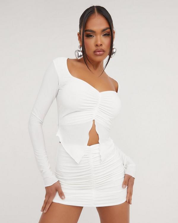 Long Sleeve Ruched Detail Split Front Crop Top In Cream Slinky