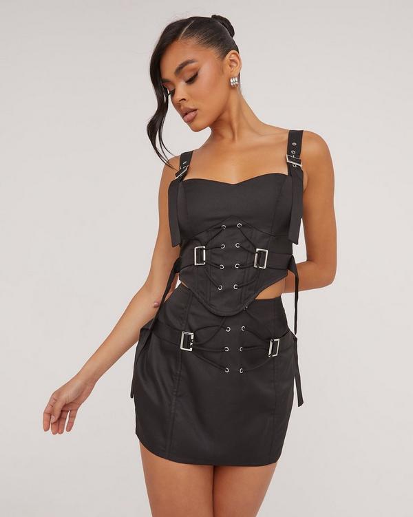 Cupped Buckle Detail Dipped Hem Utility Cargo Corset Top In Black
