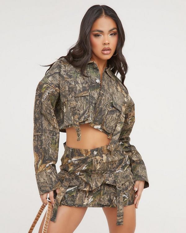 Khaki Camo Cropped Denim Jacket | New Look