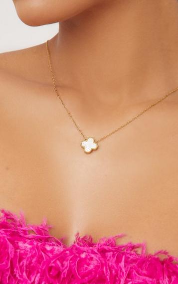 Clover Detail Necklace In Black And Gold | EGO Shoes Clover Detail Necklace In Black And Gold | EGO Shoes