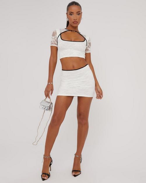 Mesh Contrast Trim Cut Out Crop Top