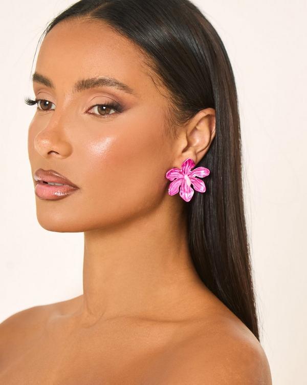 Oversized Flower Stud Earrings In Pink