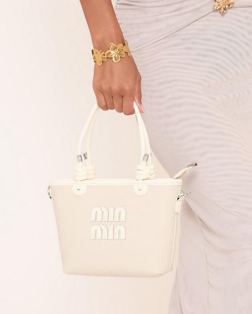Marns Logo Detail Shaped Shopper Bag In White Woven
