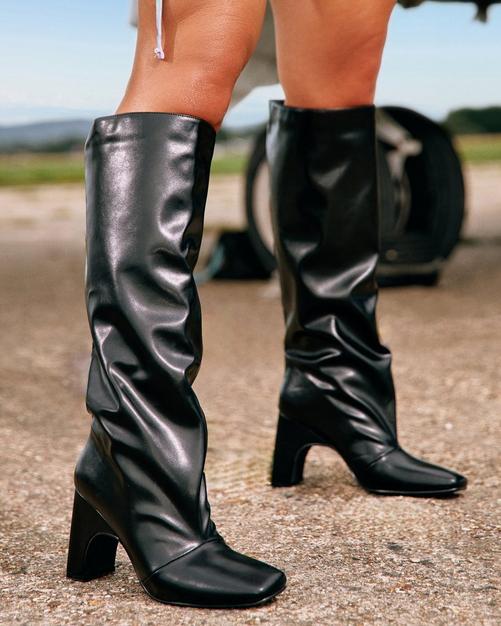 ladies flat leather boots