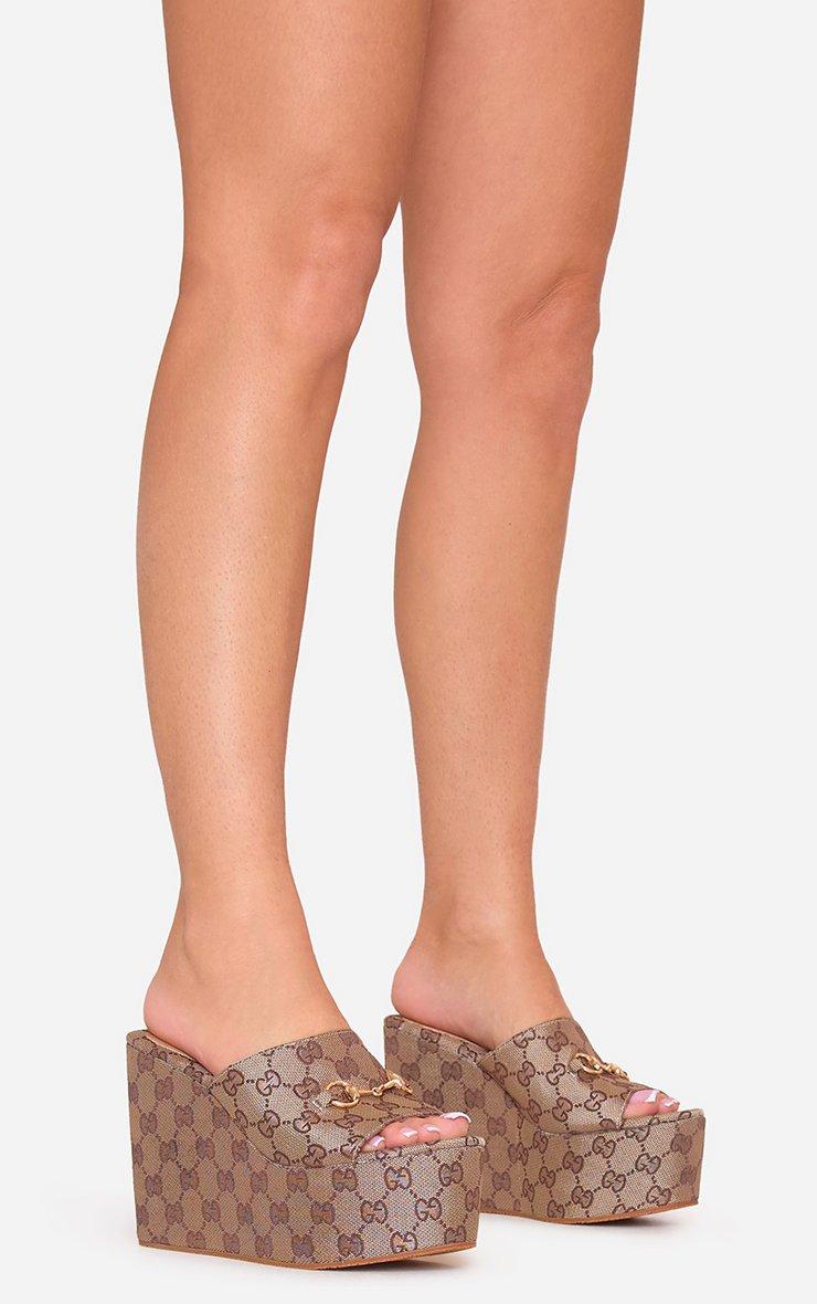 a/023/18-3-25-footwear8718_C2_2__20904.jpg