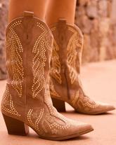 210525-DESKTOP-BOOTS