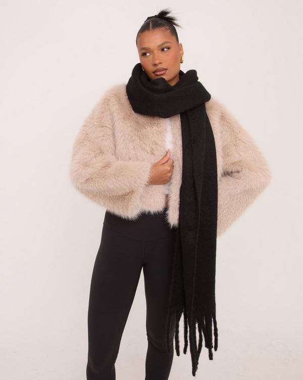 Oversized Fringe Hem Scarf In Black