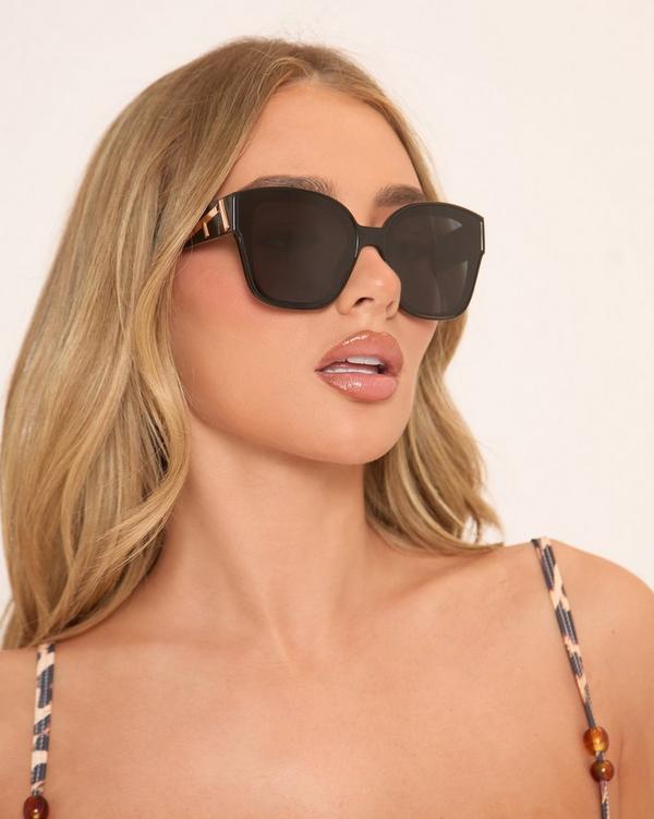 Square Shaped Oversized Frame Side Detail Sunglasses In Black