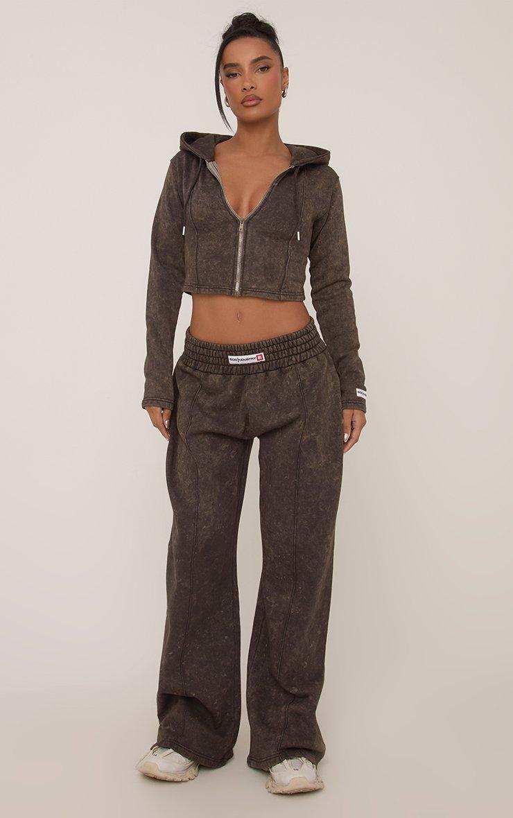 Long Sleeve Seam Detail Zip Front Hoodie In Chocolate Acid Wash
