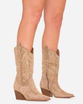 290425-DESKTOP-BOOTS