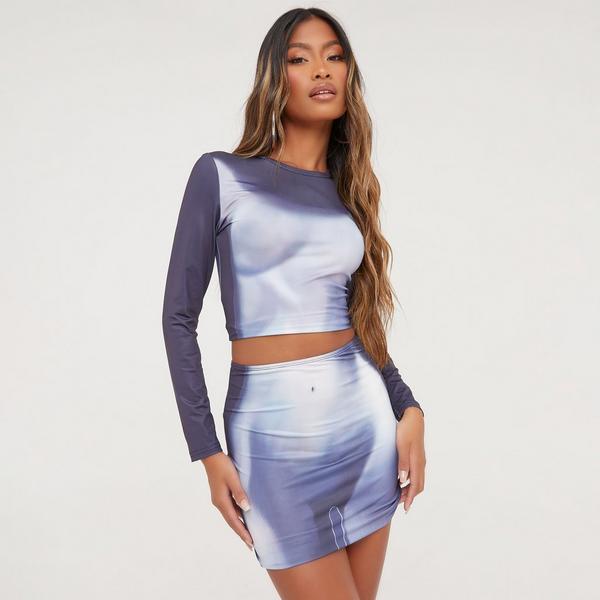 Termisk molester Datter Long Sleeve Body Print Crop Top And Mini Bodycon Skirt Co-Ord Set In Blue  Multi Slinky | EGO