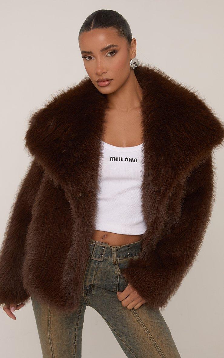 Oversized Collared Cropped Jacket In Chocolate Brown Faux Fur