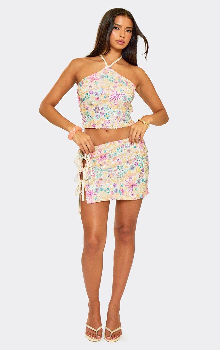 Mid Rise Contrast Frill Detail Mini Skirt In Pink Lace | EGO US | EGO