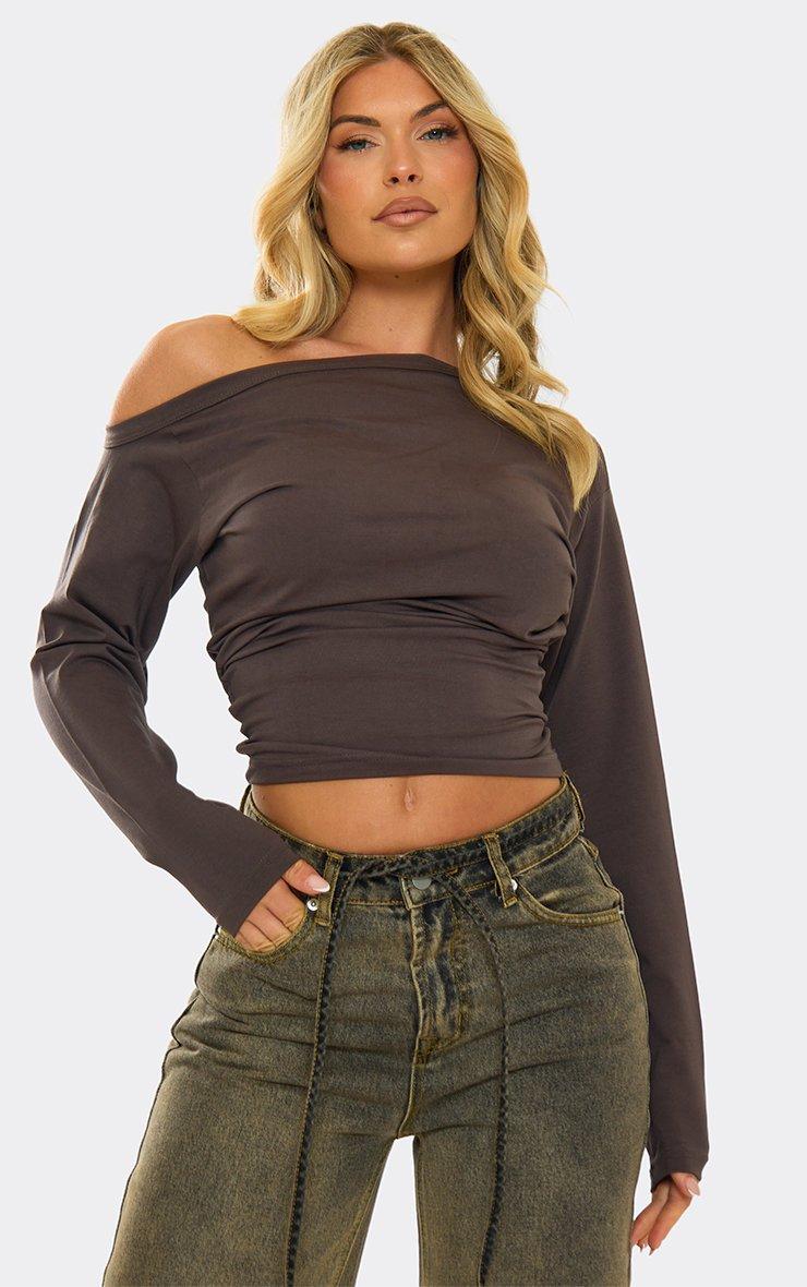 Slash Neck Long Sleeve Cinched Waist Detail T-Shirt In Brown