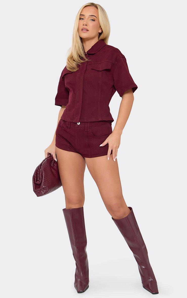 46303 Mid Rise Seam Detail Shorts In Red