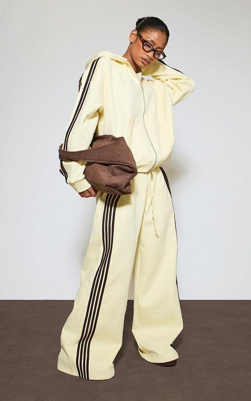 Mid Rise Drawstring Side Stripe Velour Joggers In Chocolate Brown