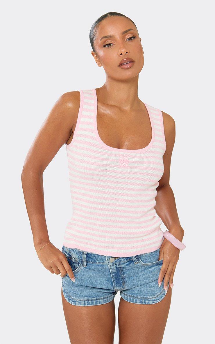 Sleeveless Flower Applique Detail Top In Pink Crochet Knit | EGO