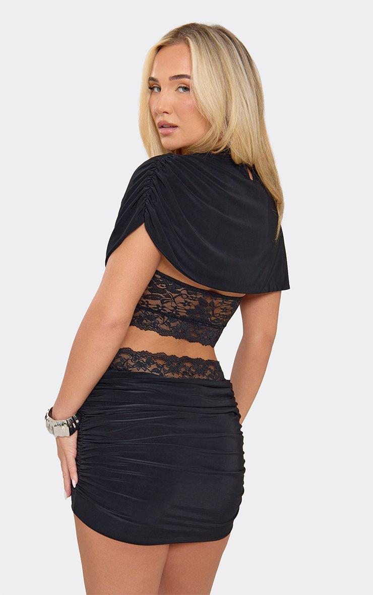 Mid Rise Lace Panel Mini Skirt In Black