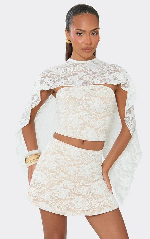 Bandeau Lace Trim Crop Top And Hot Pants Co-Ord Set In Blue Lace
