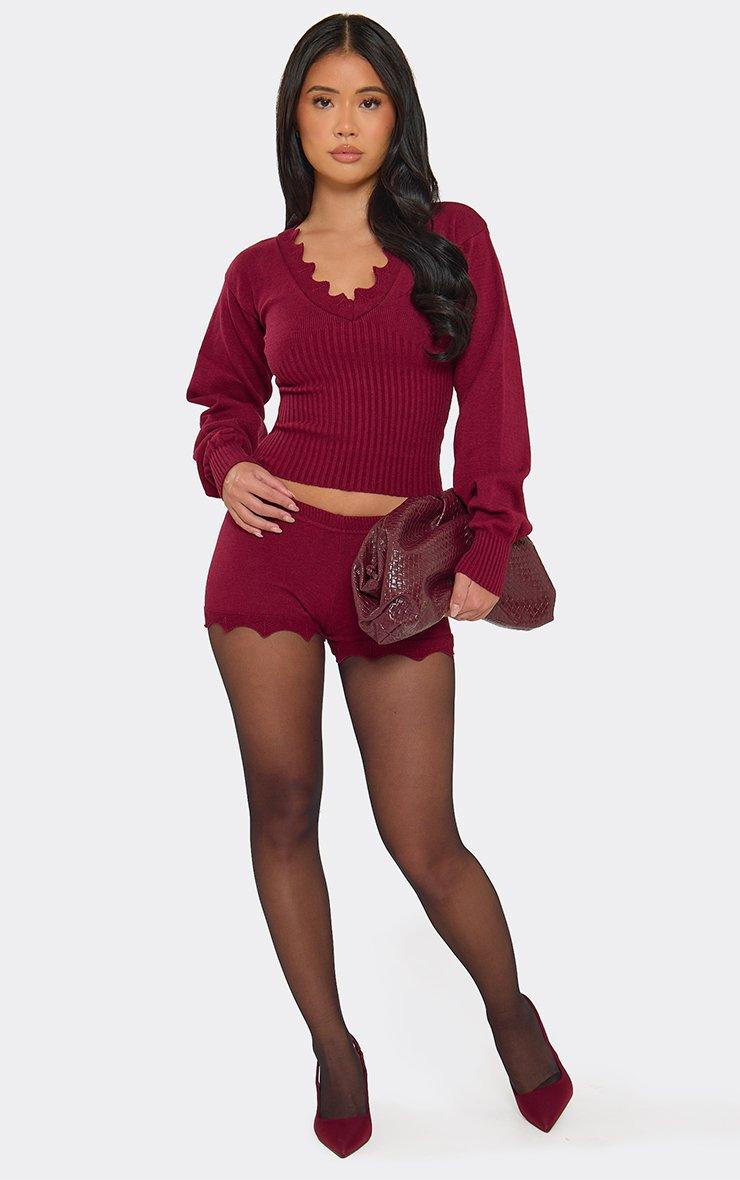 Low Rise Scallop Hem Hot Pant Shorts In Burgundy Knit