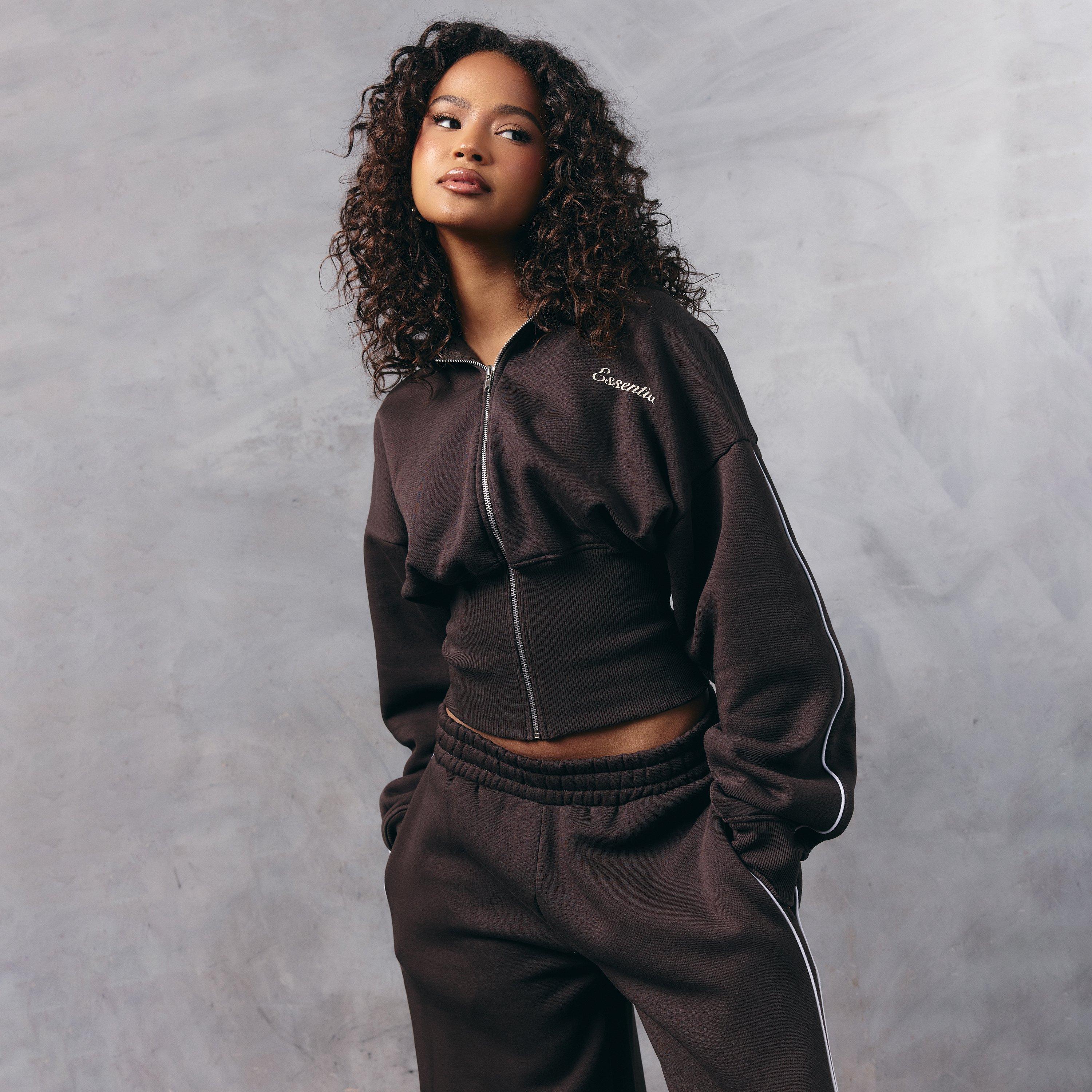 Long Sleeve Contrast Stripe Graphic Detail Cinched Waist Zip Up Hoodie In Chocolate Brown, Women’s