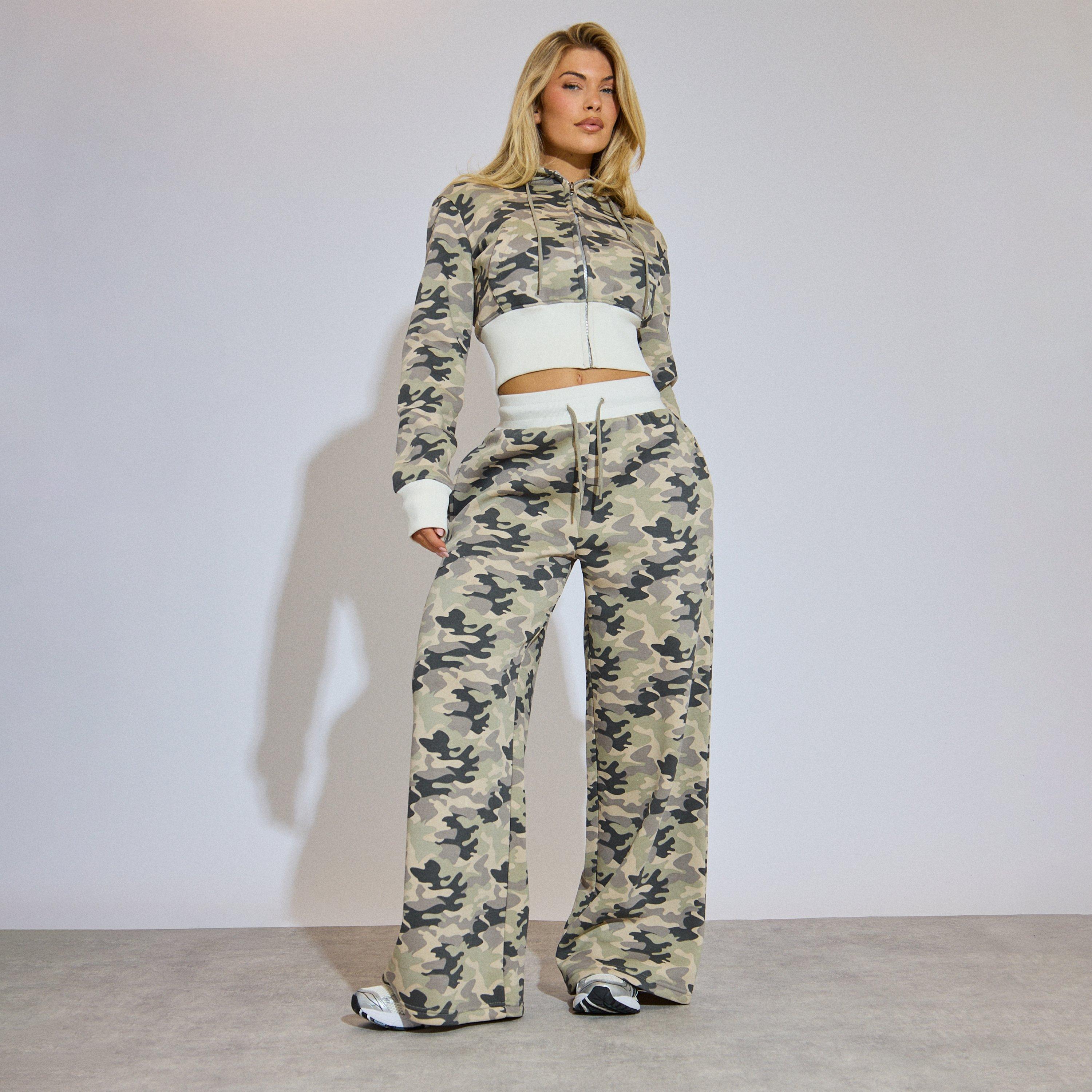 Mid Rise Wide Leg Joggers In Green Camo Print, Women's Size UK 10