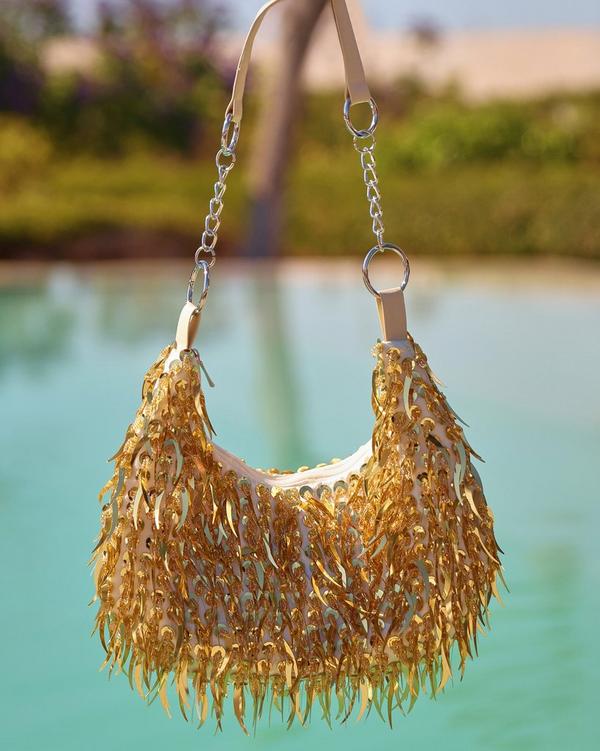 Adeline Tassel Detail Shoulder Bag In Gold