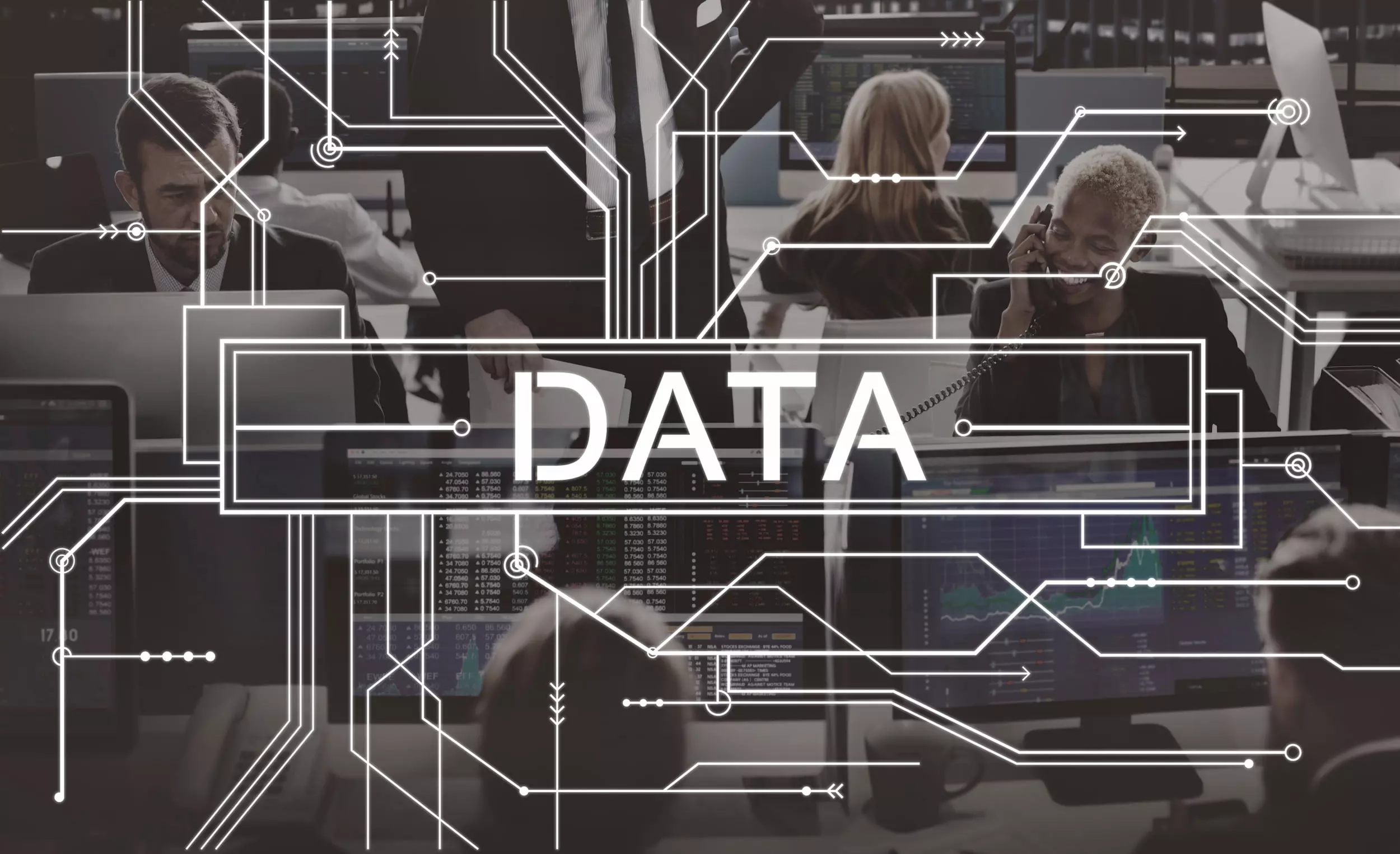 data online technology internet circuit board concept