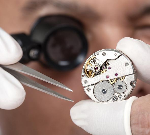 Inside The Watch Watch Movements Explained Ernest Jones