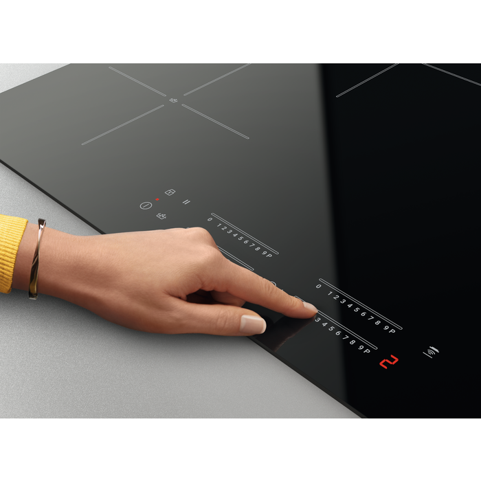 Zanussi ZIAN644K BoilAssist Induction Hob