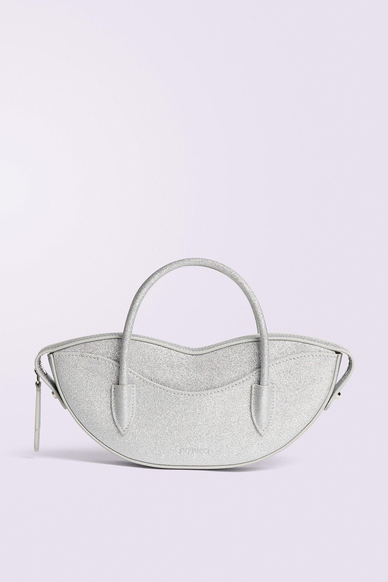 Mini Lips Bag Glitter in Silver.