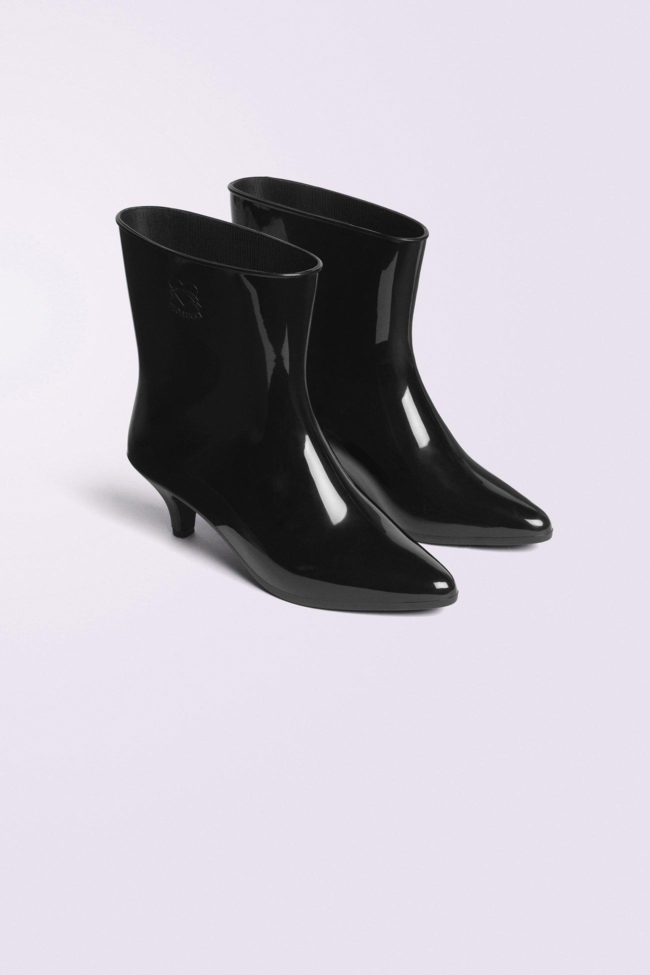 Love Boots in Black.