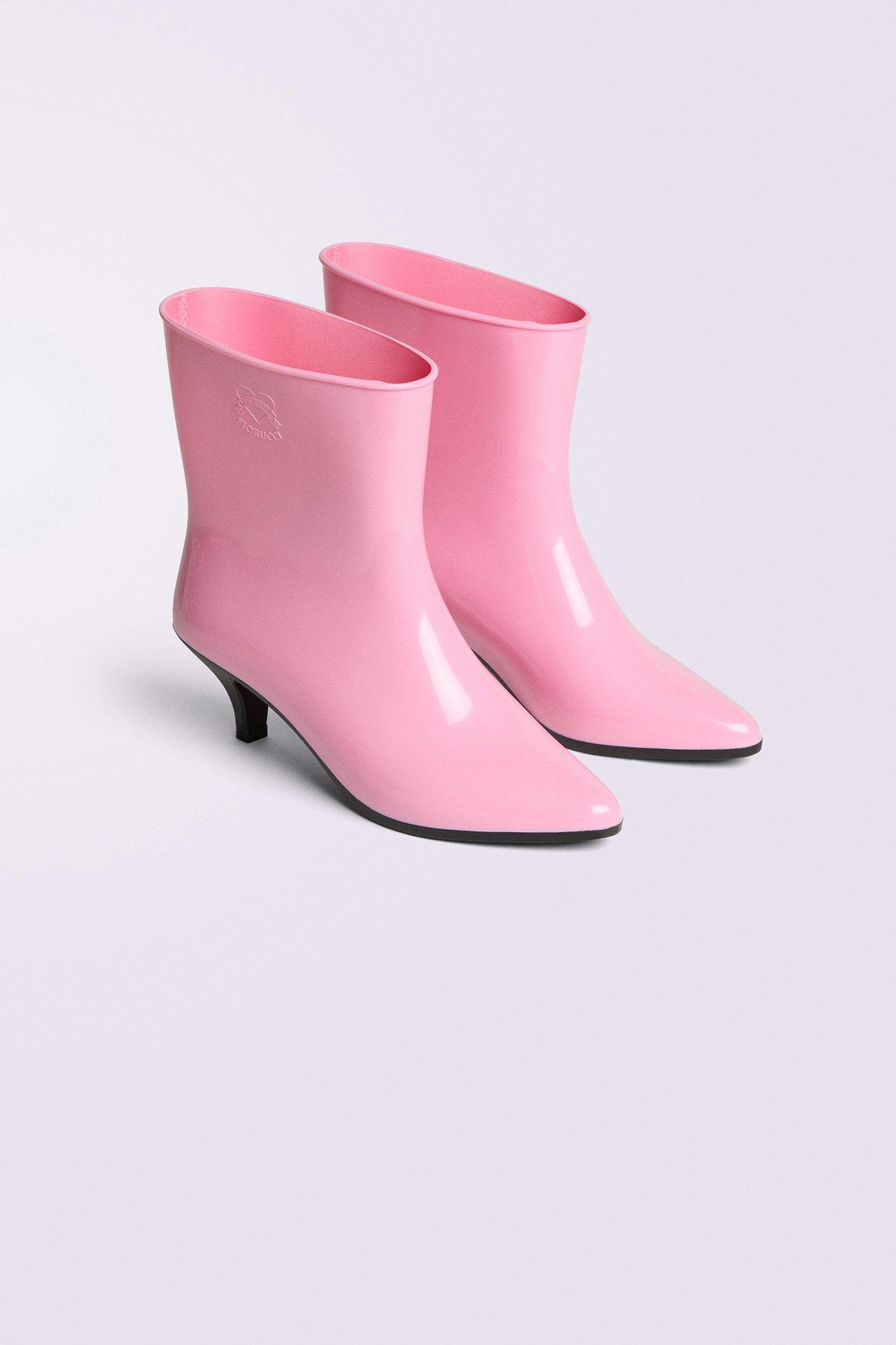 Love Boots in Pink.