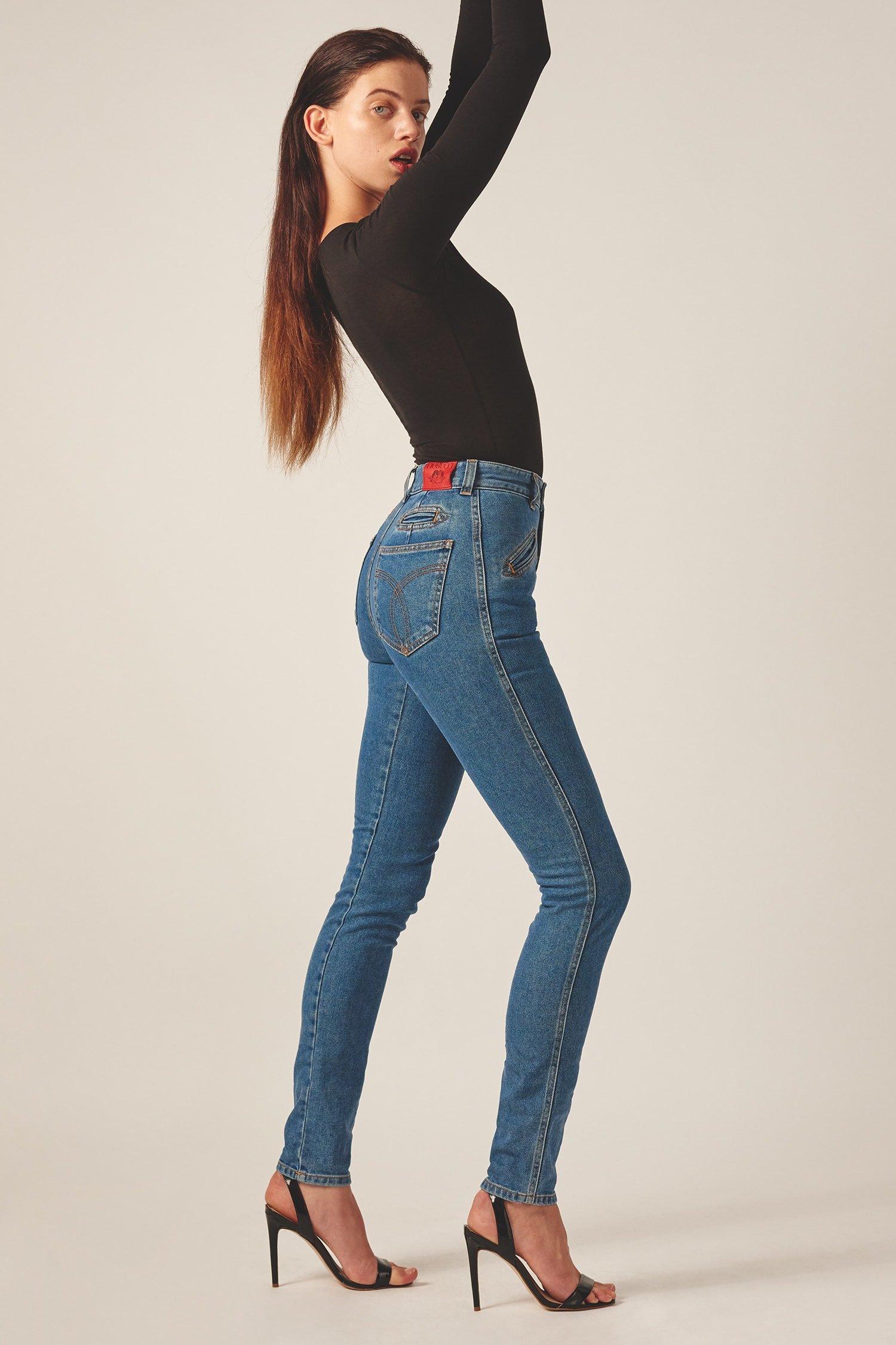 fiorucci safety jeans - Google Search  Classic outfits, Fitness fashion,  Fiorucci