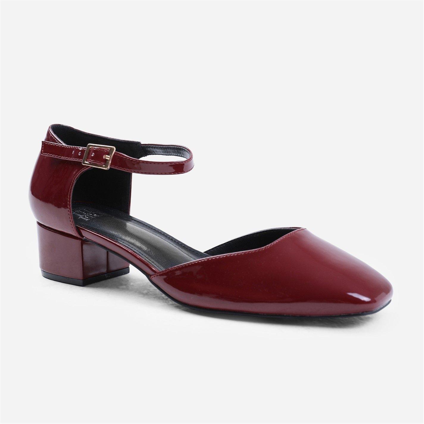 Wheres That From Singapore Square Toe Low Block Heel With Strap In