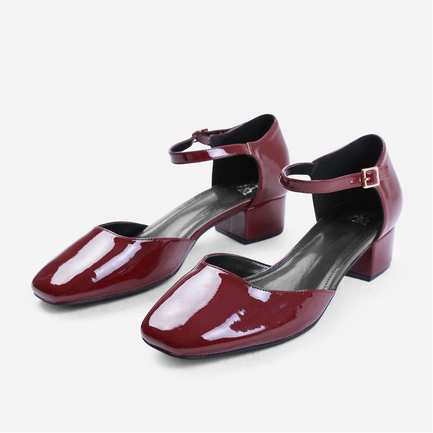Deepcherrypaten - Wheres That From - Singapore Square Toe Low Block Heel With Strap In - 4