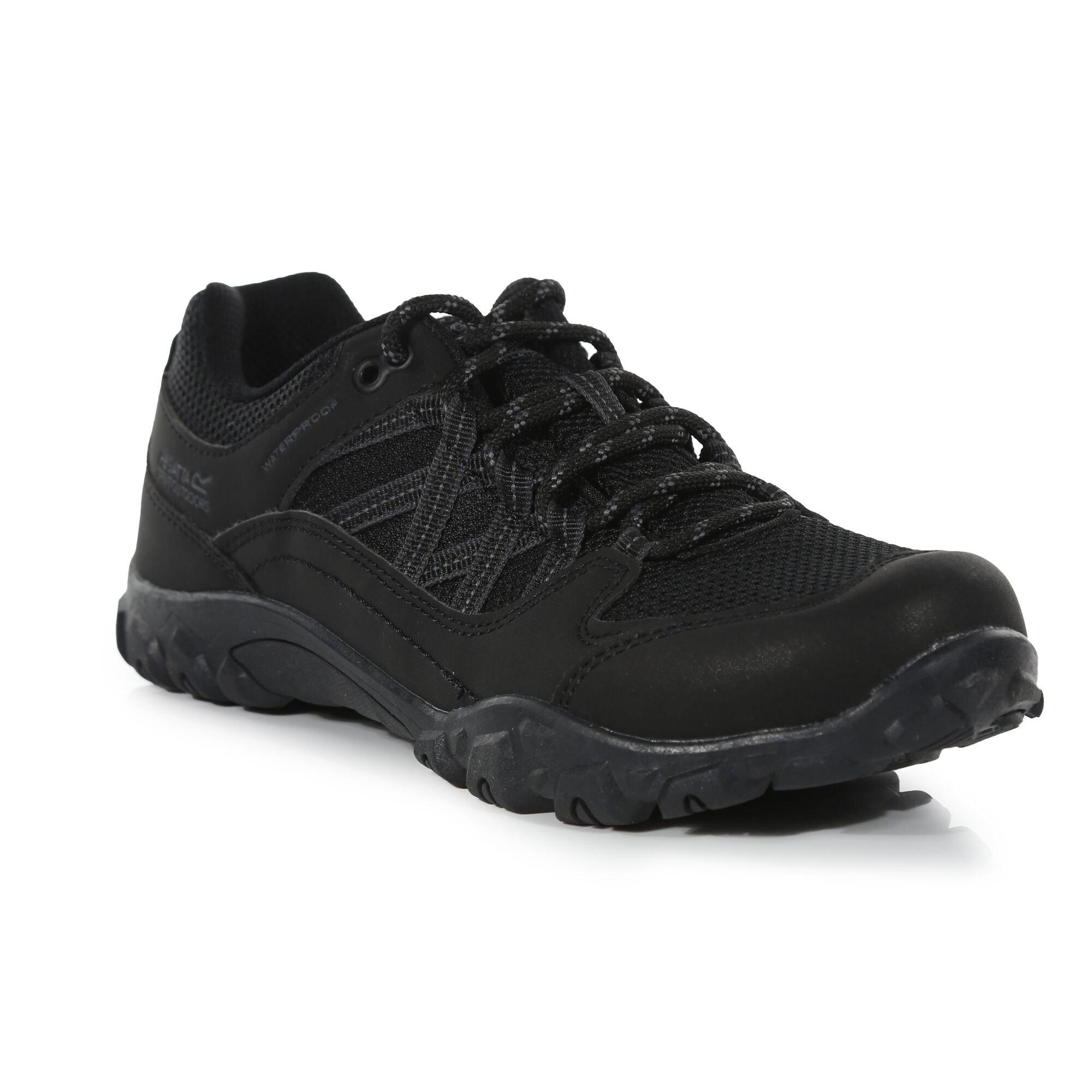 Black - Regatta - Edgepoint Low Junior Walking Boots - 2