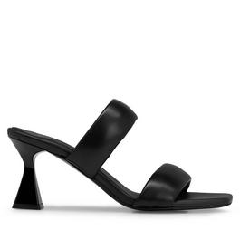 Hugo Robby Mules