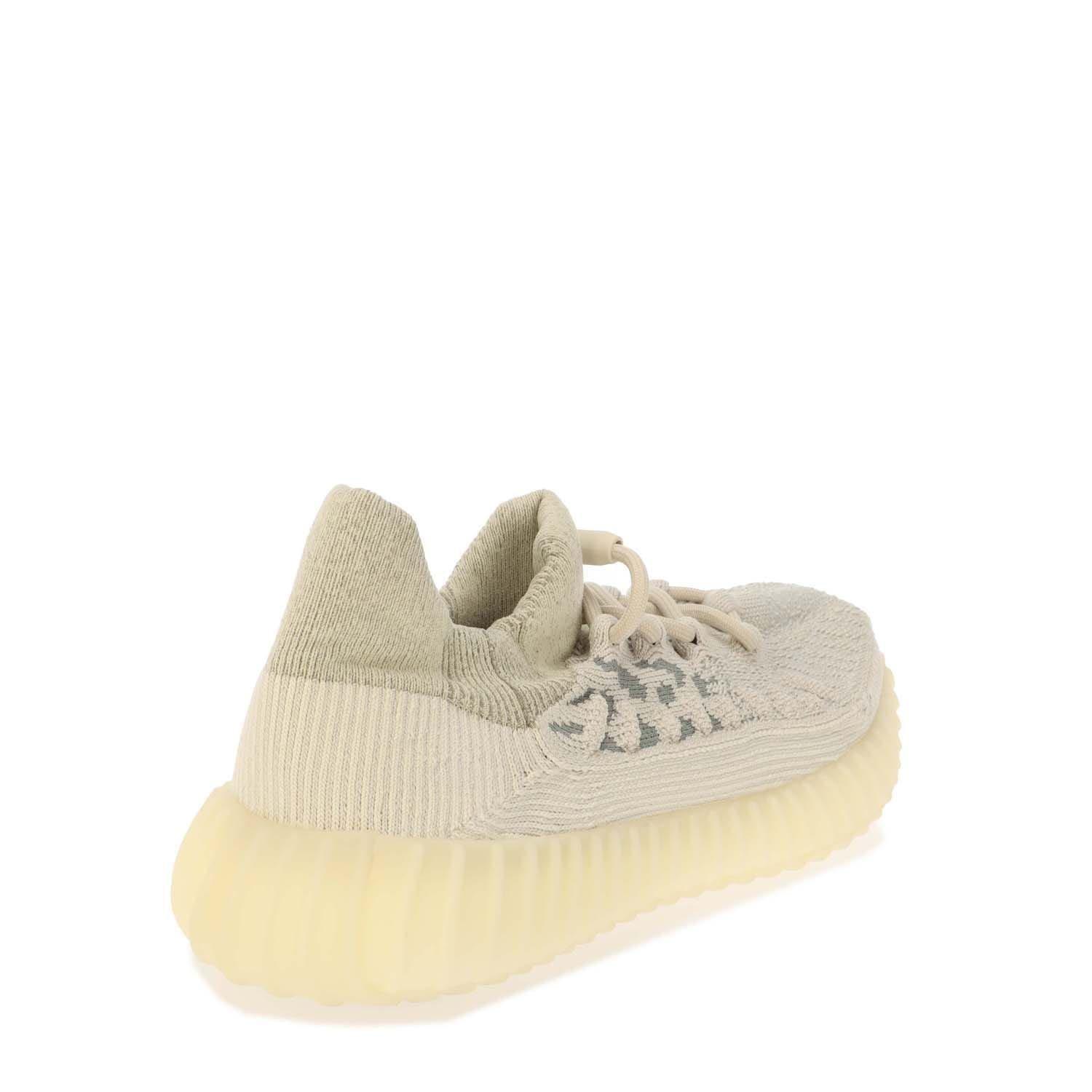 White - Yeezy - Boost 350 V2 CMPCT Trainers - 3