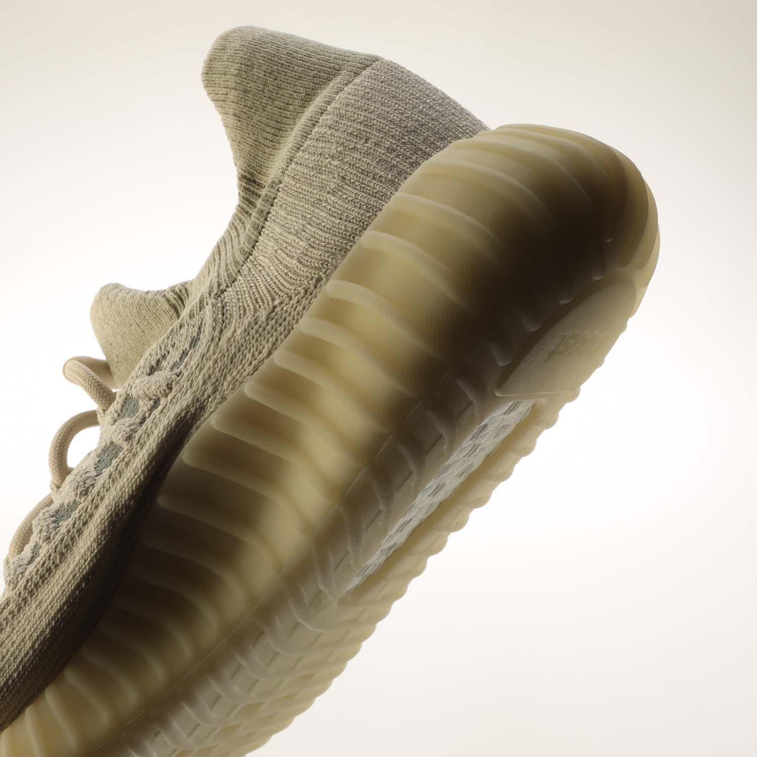 White - Yeezy - Boost 350 V2 CMPCT Trainers - 6