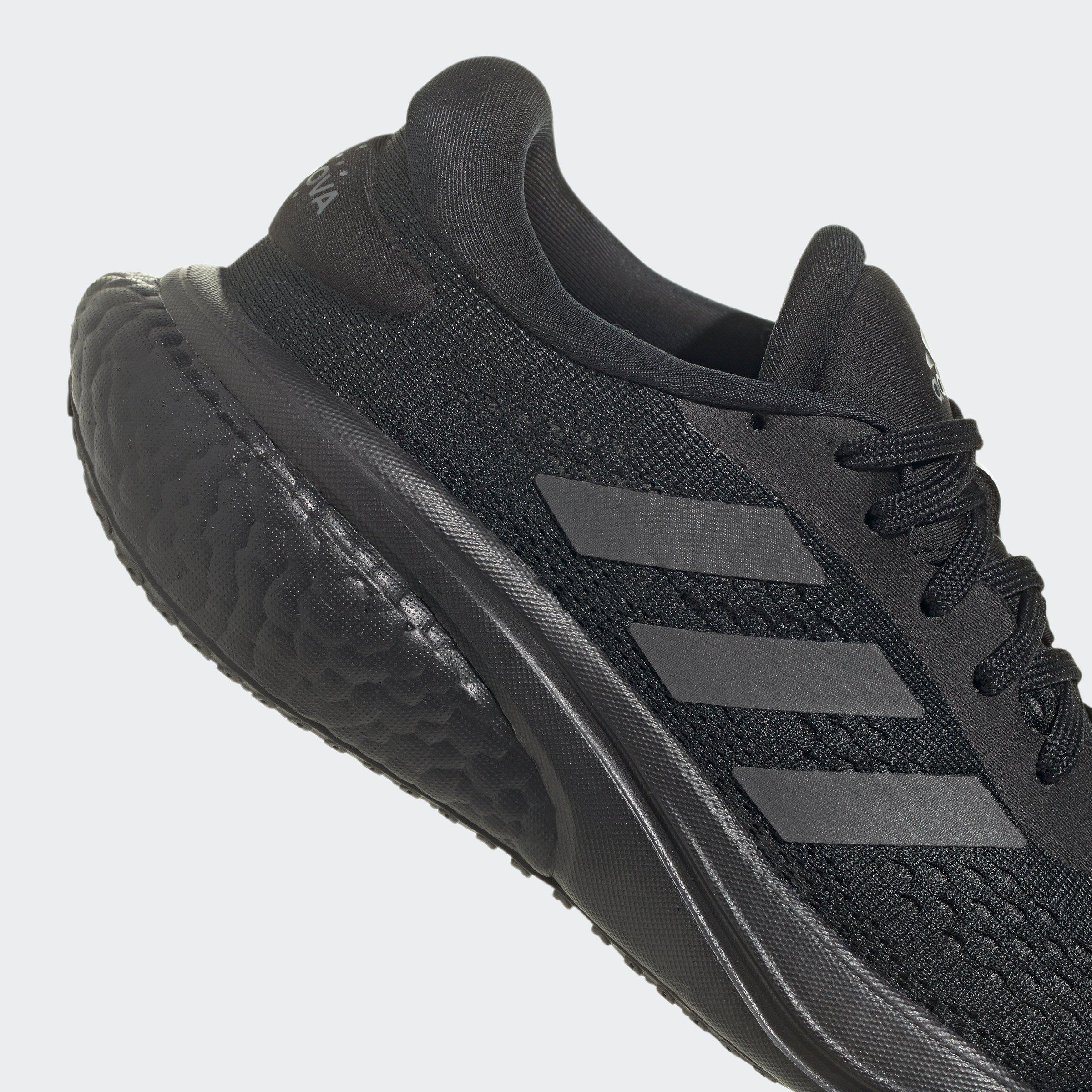 Core Black / Grau / Grey Four - adidas - Kids' Supernova Everyday Neutral Road Running Shoes - 7