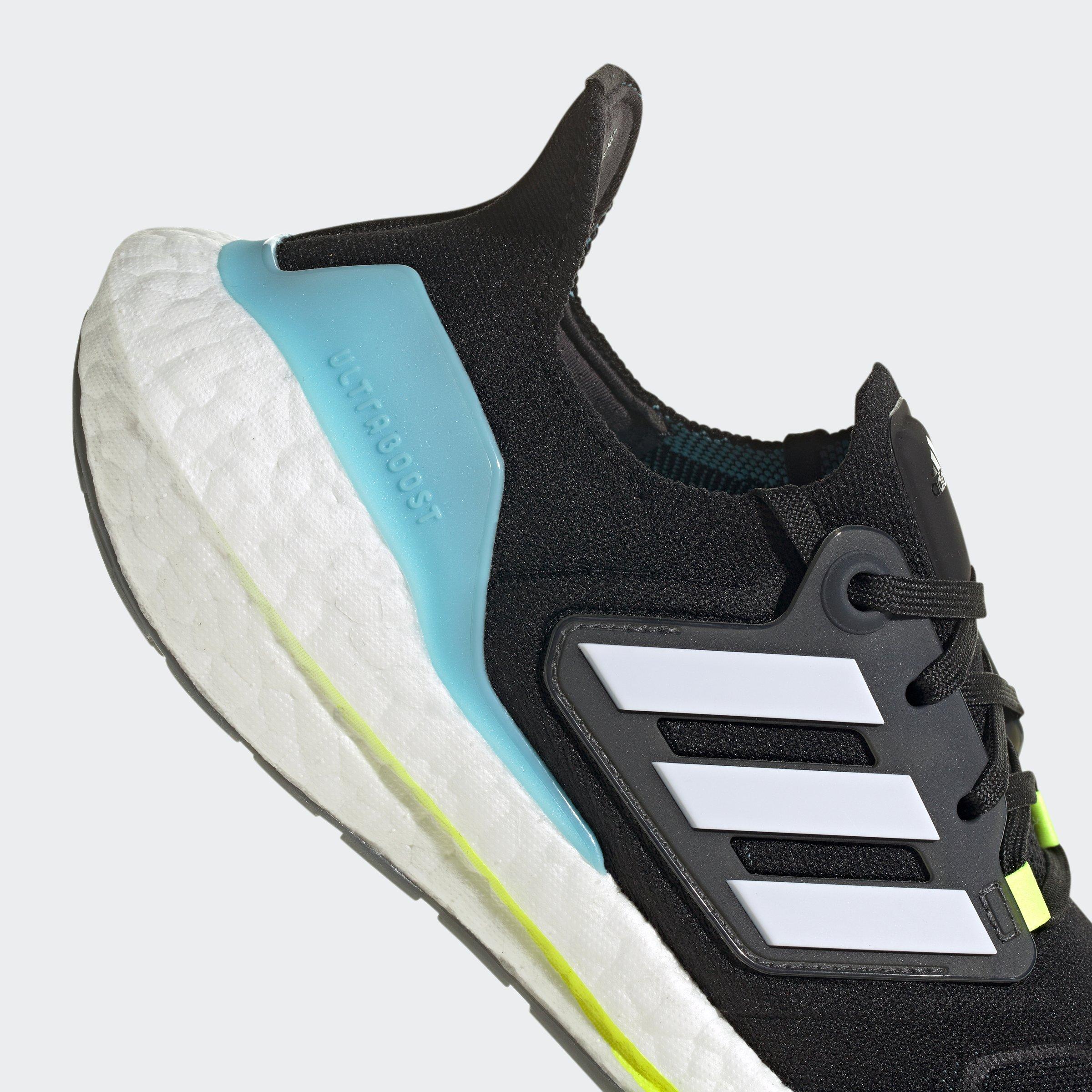 Core Black / Cl - adidas - ULTRABOOST 22 SHOES Womens - 6