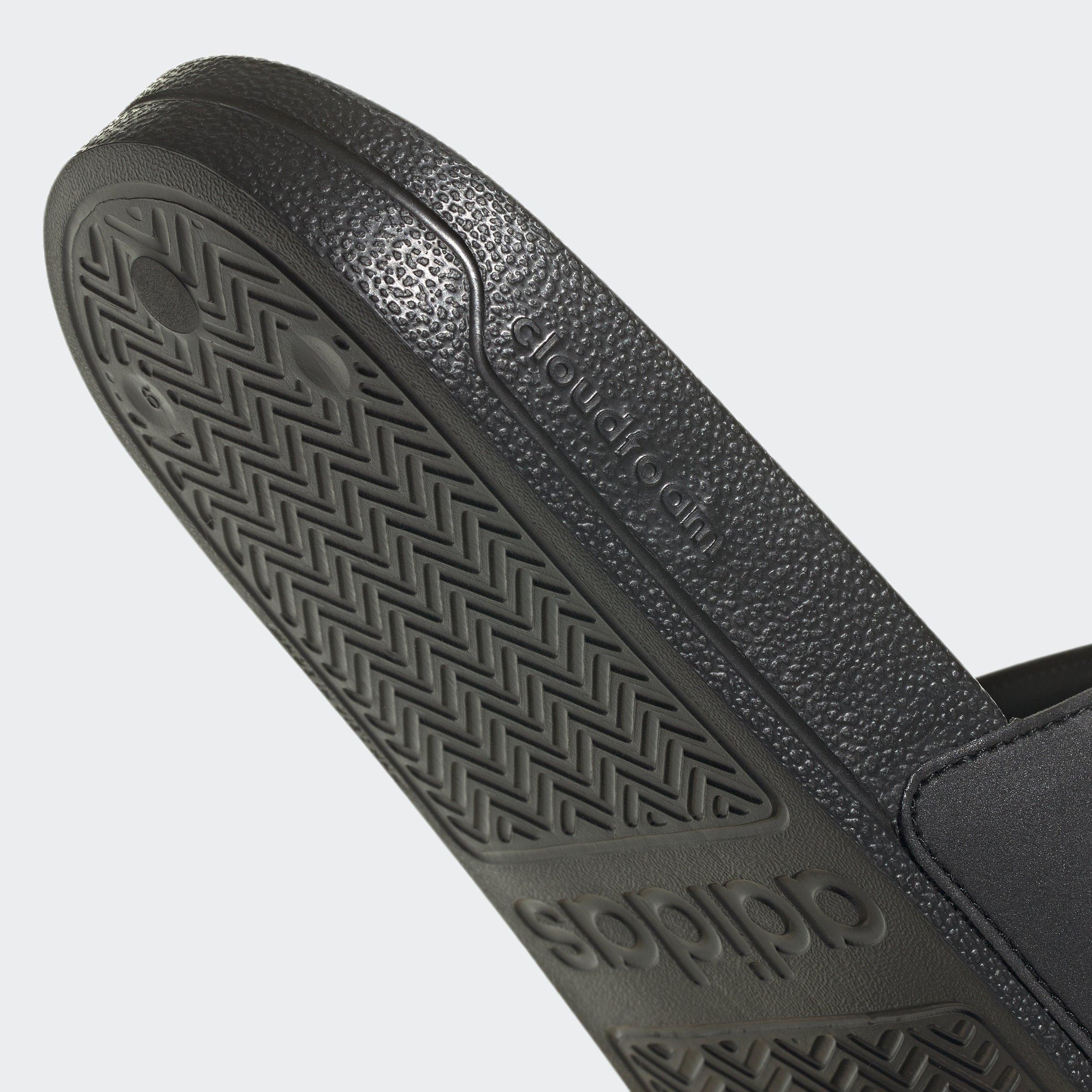 Core Black / Wo - adidas - Adilette Shower Slides Unisex - 7