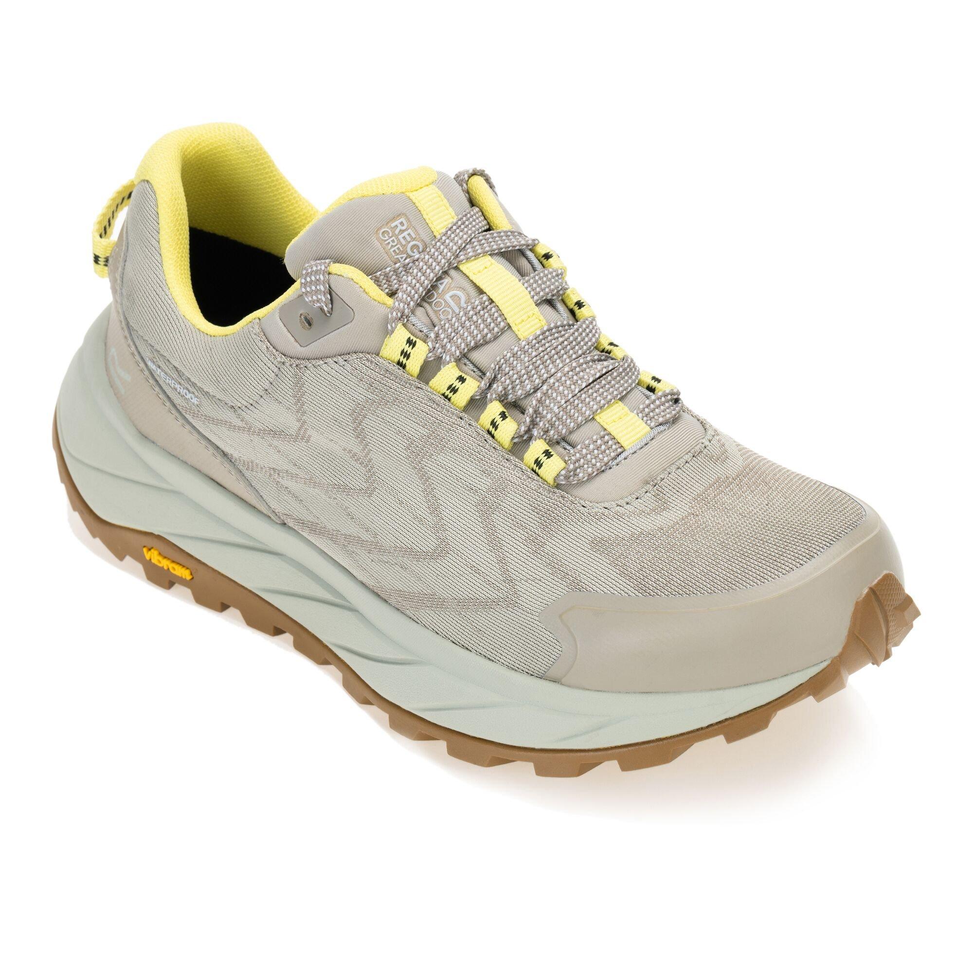 Parchment/Canar - Regatta - Womens Cruize Waterproof Trainers - 9
