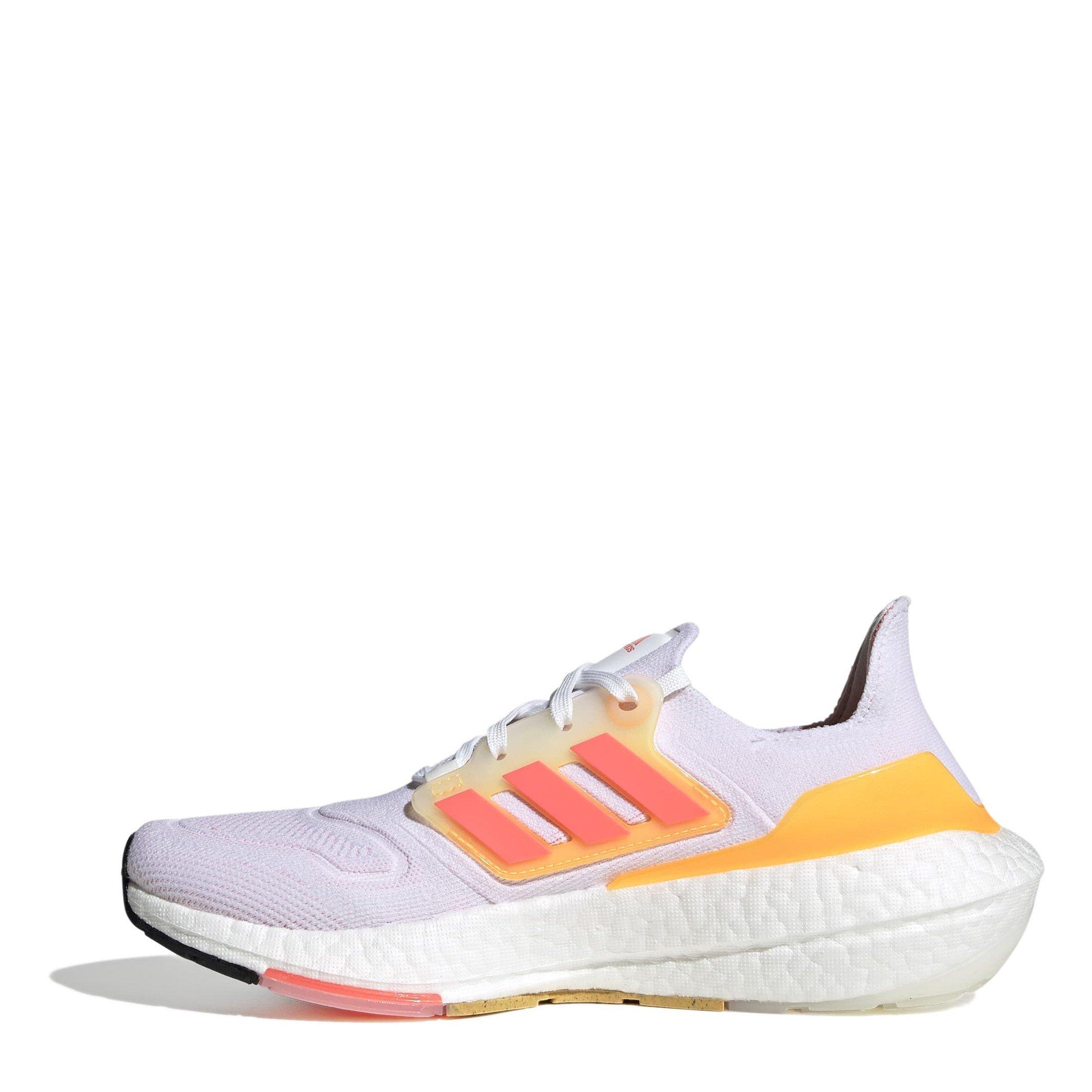 Weiß - adidas - Ultraboost 22 Running Shoes - 2